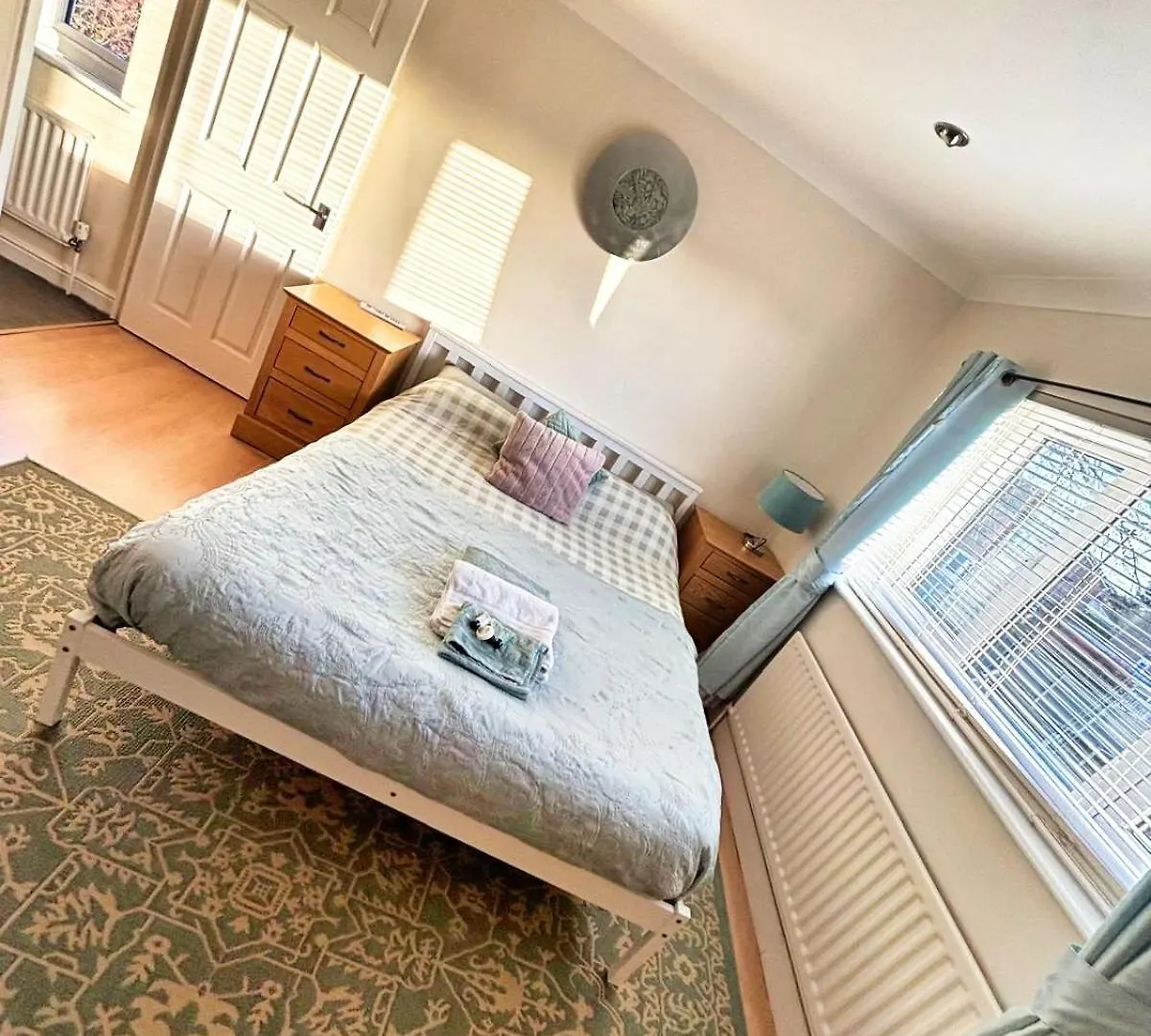 Doncaster Hatfield Garden Retreat