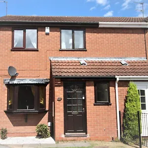 Thorne Haven: Quiet Cul-de-sac Retreat With Garden Holiday home